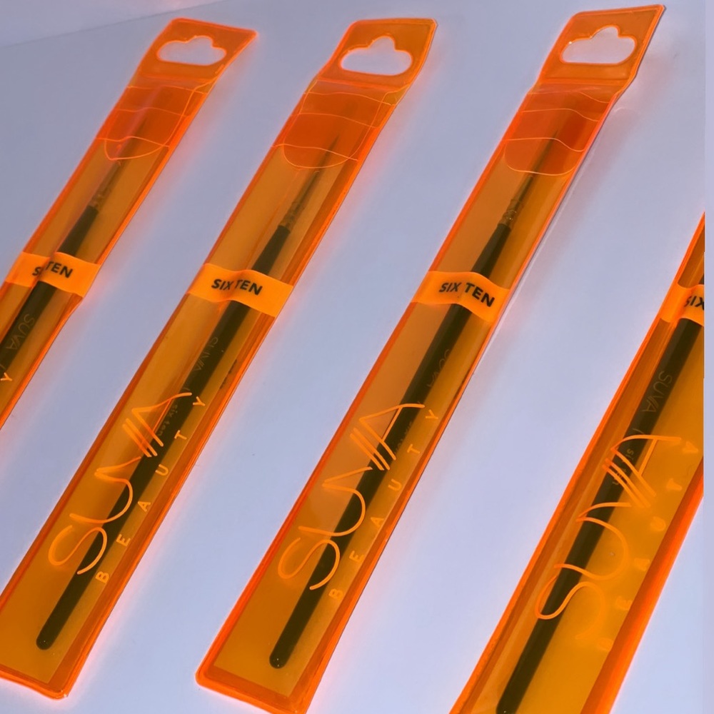 Suva Six Ten Eyeliner Brush